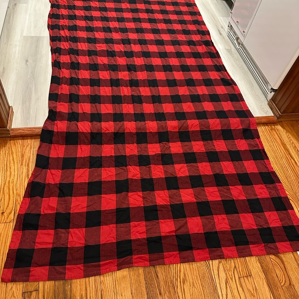 St. Nicholas Square Christmas Red and Black Plaid Buffalo Check Table Cloth
